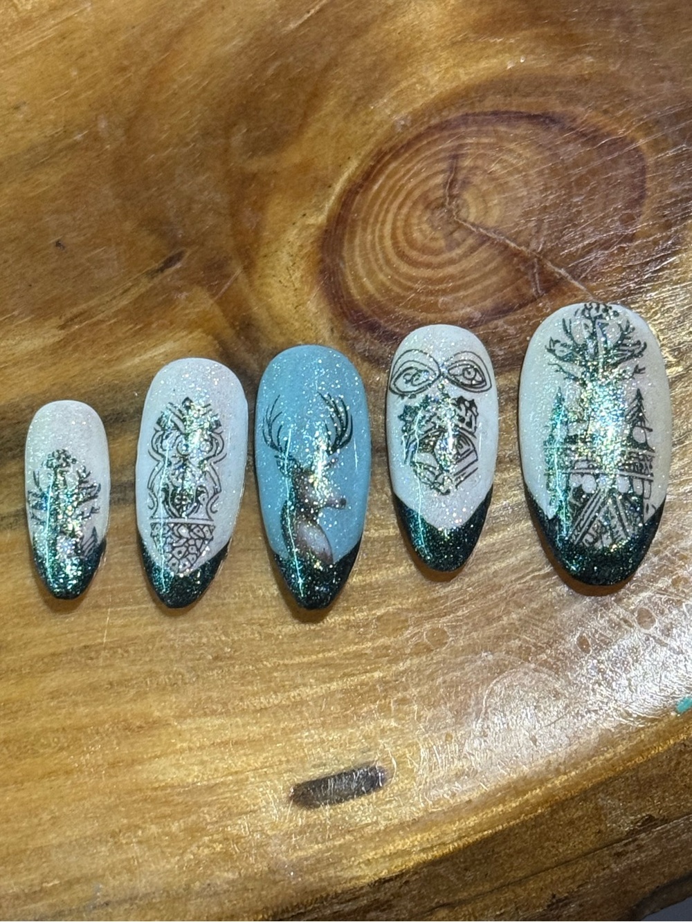 Hand-Painted Forest Glam Nail Art Set in Teal and White